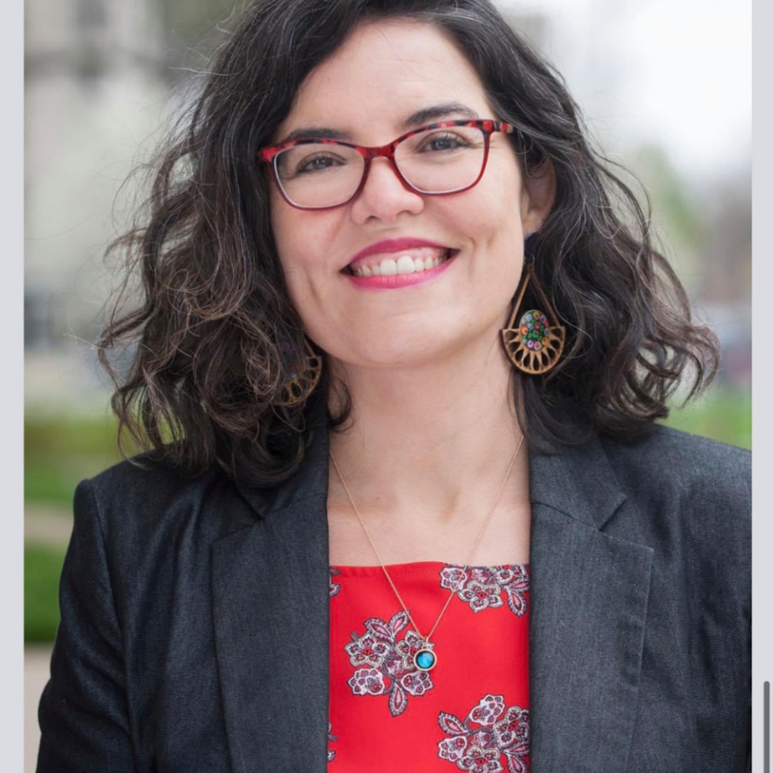 Cris Lira Photo